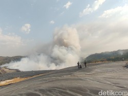 Kebakaran di TPA Jatibarang Semarang Terjadi di Zona Aktif