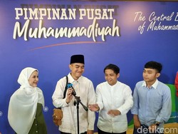 Momen Kaesang Temui Ketum PP Muhammadiyah di Yogyakarta
