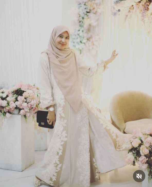 Mellya Juniarti