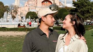 7 Foto Bulan Madu Pamela Bowie, Keliling Inggris dan Istanbul Bareng Suami