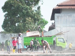 Pemkab Klaten Gelar Bersih-bersih Pasar Darurat di Desa Karanganom