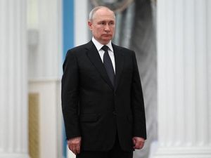 Putin Dikawal 4 Jet Tempur Saat Kunjungi Timur Tengah, Ini Alasannya Putin Dikawal 4 Jet Tempur Saat Kunjungi Timur Tengah, Ini Alasannya