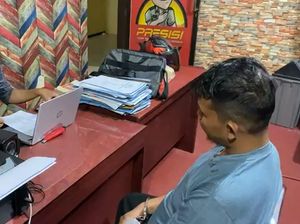 Mengaku Polisi, Pria Asal Riau Ini Tiduri Wanita Kendari dan Rekam Aksinya Mengaku Polisi, Pria Asal Riau Ini Tiduri Wanita Kendari dan Rekam Aksinya