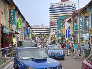 Singapura Negara Termahal di Dunia untuk Urusan Beli Mobil!