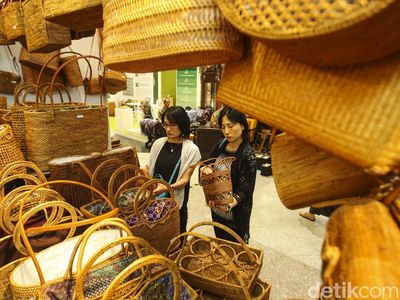 Tidak Hanya WNI, WNA Juga Borong Kerajinan di Inacraft 2023