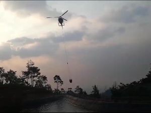 Terkendala Cuaca, Water Bombing Kebakaran Lawu Baru Bisa Dilakukan Sore