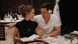 17 Tahun Menikah, Nana Mirdad dan Andrew White Masih Sering Makan Romantis