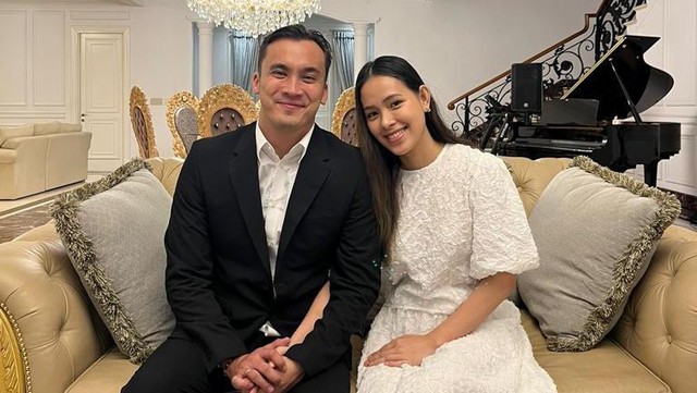 Berita Seputar Selebriti Insertlive Terkini : Penjelasan Lady Nayoan soal Tuduhan Selingkuh Rendy Kjaernett