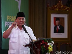 Prabowo soal Gibran Terlalu Muda Jadi Cawapres: Kita Tunggu Putusan MK