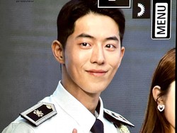Pesona Nam Joo Hyuk Jadi MC Acara Militer, Makin Manly dengan Badan Kekar