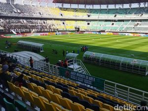 Susunan Pemain Persebaya vs Persib, Nando dan Ripal Starter Susunan Pemain Persebaya vs Persib, Nando dan Ripal Starter
