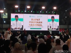 Pesan Jokowi ke Relawan: Pilih Pemimpin Bernyali dan Berani Ambil Risiko