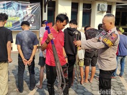 Diduga Hendak Tawuran, 9 Remaja Bersajam Diamankan Polisi di Semarang