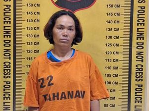 Wanita di Simalungun Nangis Ceritakan Kronologi Setrika Tubuh Ponakan Wanita di Simalungun Nangis Ceritakan Kronologi Setrika Tubuh Ponakan