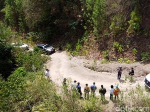 DPRD Sulsel Soroti Proyek Jalan Provinsi Rp 14,2 M di Tana Toraja Mandek DPRD Sulsel Soroti Proyek Jalan Provinsi Rp 14,2 M di Tana Toraja Mandek