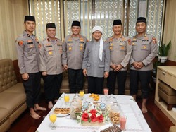 Terima Kaops Nusantara Cooling System Polri, Aa Gym Serukan Pemilu Damai