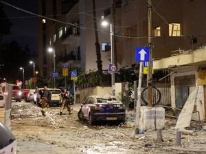 Israel Hentikan Pasokan Listrik ke Jalur Gaza Usai Serangan Hamas