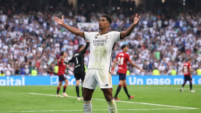 Soccer Football - LaLiga - Real Madrid v Osasuna - Santiago Bernabeu, Madrid, Spain - October 7, 2023 Real Madrids Jude Bellingham celebrates scoring their second goal REUTERS/Isabel Infantes