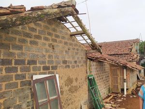 4 Kecamatan di Sukabumi Diterjang Puting Beliung, Puluhan Rumah Rusak