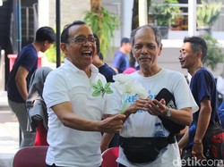 Mensesneg Pratikno Hadiri Penutupan Dies Natalis ke-68 Fisipol UGM