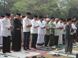 Makna Sholat Berjamaah dengan Keutamaan Pahala 25 Kali Lipat