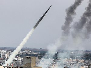 Hamas Luncurkan Roket R-160 ke Kota Haifa, Israel: Dari Jalur Gaza