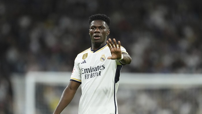 Real Madrids Aurelien Tchouameni gestures during Spanish La Liga soccer match between Real Madrid and Real Sociedad at the Santiago Bernabéu stadium in Madrid, Spain, Sunday, Sept. 17, 2023. (AP Photo/Jose Breton)