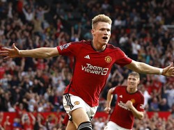 Dramatis! MU Kalahkan Brentford Lewat 2 Gol Injury Time