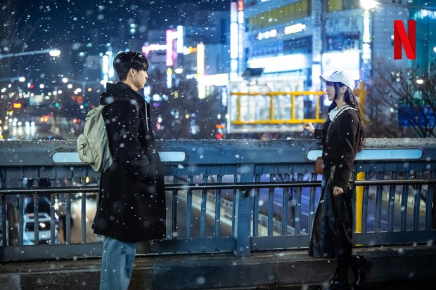 Yang Sejong dan Suzy di drama Doona! / Foto : x.com/Netflixkcontent