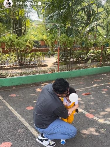 Detik-detik Ammar Zoni Lepas Rindu ke Anak Usai Bebas