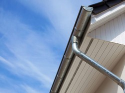 Mengenal Jenis dan Material Talang Air yang Cocok buat Rumah Kamu