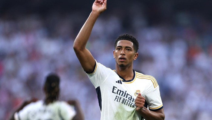 Soccer Football - LaLiga - Real Madrid v Osasuna - Santiago Bernabeu, Madrid, Spain - October 7, 2023 Real Madrids Jude Bellingham celebrates scoring their second goal REUTERS/Isabel Infantes