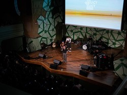 Juicy Luicy Bikin Melbourne Galau di Panggung Perdana