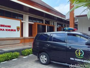 Rektor Unud-3 Tersangka Lain Kasus Korupsi SPI Kembali Diperiksa