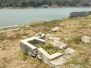 Waduk Sermo Surut, Makam Kuno Prajurit Diponegoro Kembali Terlihat Waduk Sermo Surut, Makam Kuno Prajurit Diponegoro Kembali Terlihat