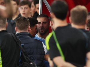 Kyle Walker Ungkap Penyebab Ribut-ribut dengan Staf Pelatih Arsenal Kyle Walker Ungkap Penyebab Ribut-ribut dengan Staf Pelatih Arsenal