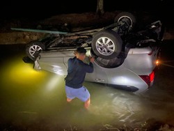 Beredar Video Mobil  Terjun ke Sungai di Pati Ternyata Angkut Rokok Ilegal