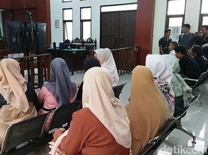 Tangis Ibu Korban Pecah Saat Riko Pembunuh Elisa Divonis 15 Tahun Bui