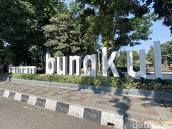 Pemkot Surabaya Percantik Taman Agar Jadi Tempat Healing Gratis dan Nyaman