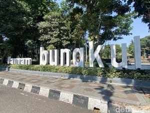 Pemkot Surabaya Percantik Taman Agar Jadi Tempat Healing Gratis dan Nyaman Pemkot Surabaya Percantik Taman Agar Jadi Tempat Healing Gratis dan Nyaman