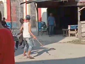 Tak Terima Ditertibkan, PKL di Batu Bara Kejar Pegawai Dinas Pakai Pisau