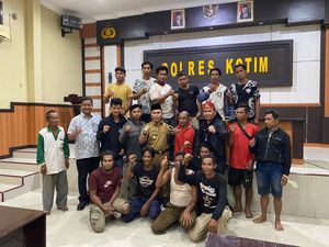 Anggota DPR RI-Gubernur Jadi Jaminan Bebaskan 20 Warga Seruyan Ditahan Polisi Anggota DPR RI-Gubernur Jadi Jaminan Bebaskan 20 Warga Seruyan Ditahan Polisi
