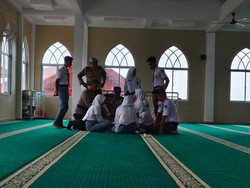 Belasan Siswa SMAN 1 Tanjungpinang Kesurupan saat Jam Pelajaran