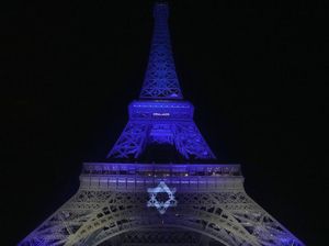 Ada Serangan di Dekat Menara Eiffel, Satu Turis Tewas