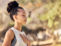 Salah Paham Tentang Meditasi dan Cara Menemukan Kebahagiaan Hidup Sejati