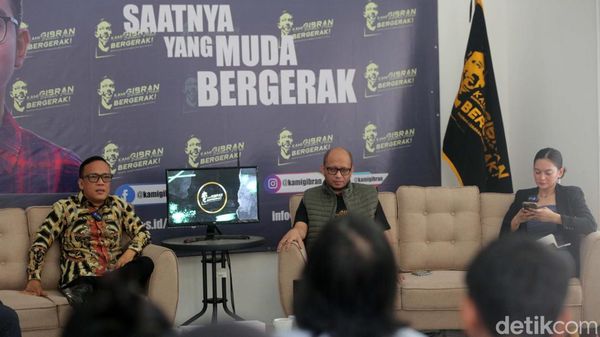Diskusi Publik Pemimpin Muda Menuju Indonesia Emas