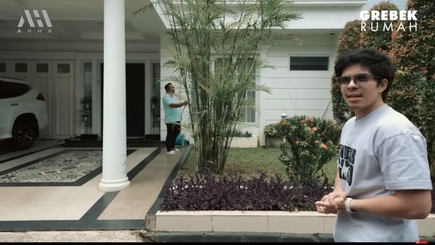 Foto Rumah Bedu yang Dijual Rp 5,5 M, Diduga Ingin Lunasi Utang Pinjol