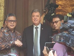 Sekjen PDIP Datangi Kedubes Palestina, Dorong Perdamaian dan Kemerdekaan