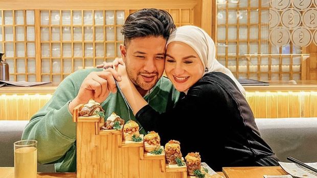 Irish Bella dan Ammar Zoni Dulu Sering Kulineran, Makan Sushi hingga Burger