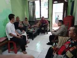 Warga Mengadu Rumahnya Kerap Dilempari Kaca, Kapolsek Mampang Bergerak